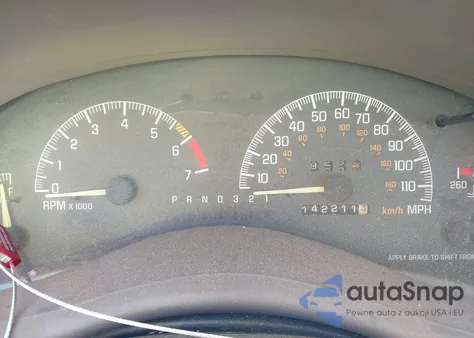 2000 Pontiac Grand Prix Gt z USA, uszkodzony, nr VIN 1G2WP52K8YF182271